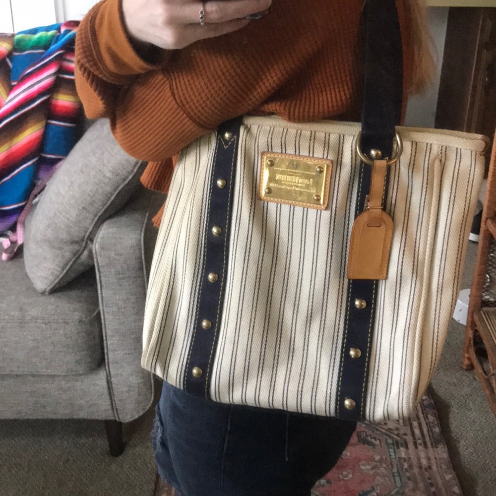 Louis Vuitton Antigua Canvas Bag